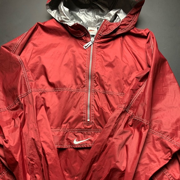 red nike pullover windbreaker